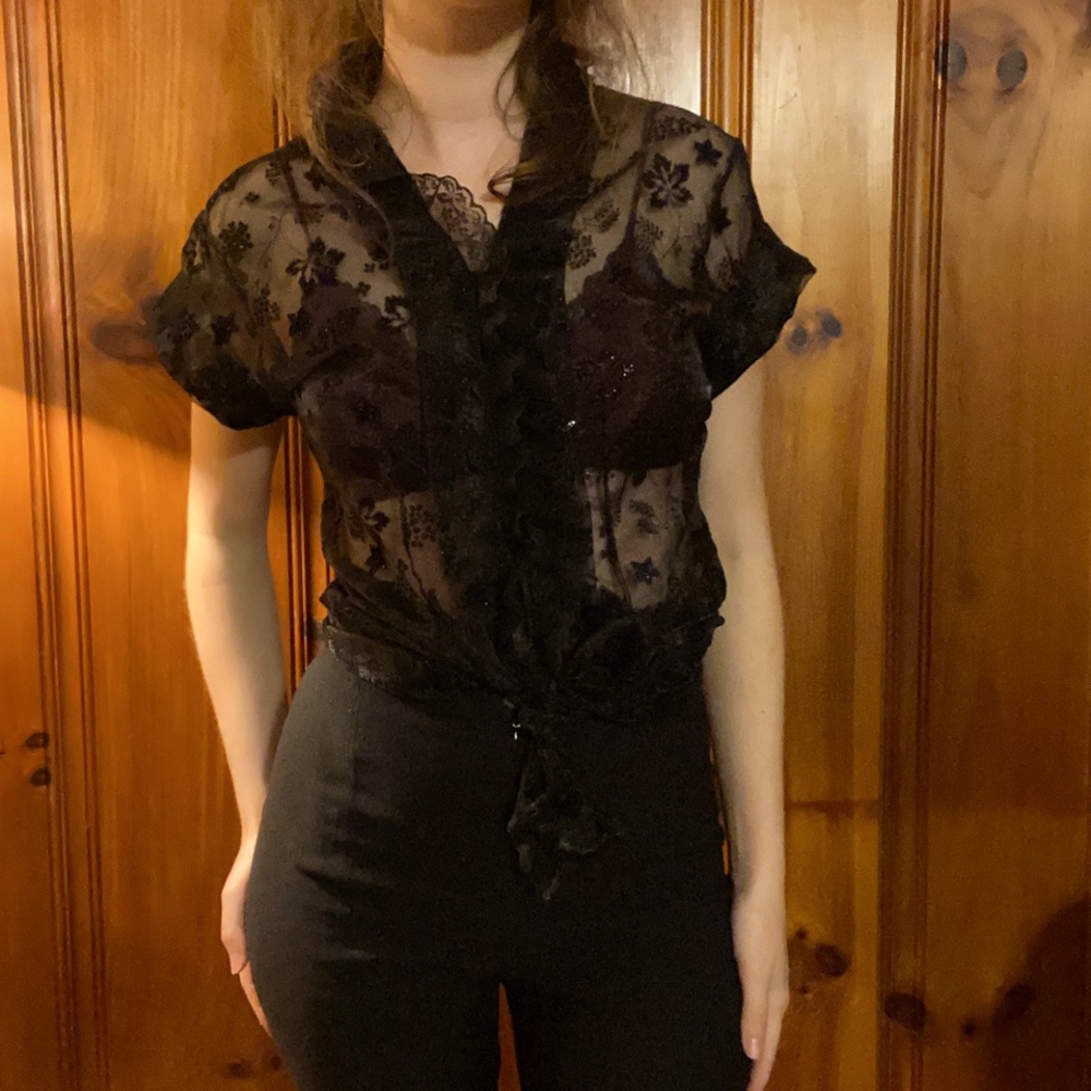 Glitter vintage snap sheer blouse